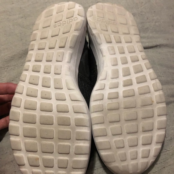 TODAY ONLY:Adidas Black Cloudfoam Shoes Size 8 - Comfortable - Picture 9 of 16